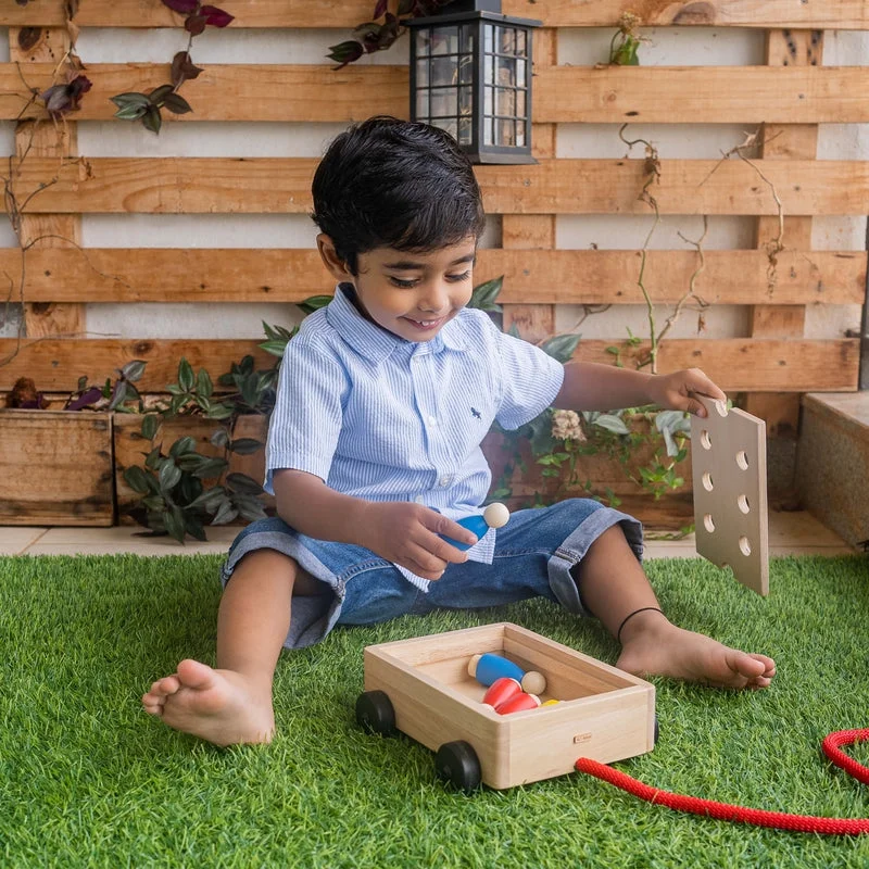 Pull Along Wooden Peg Doll Wagon
